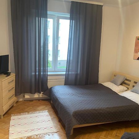 Apartamenty 650 Metrow Od Dworca 프르제미슬 외부 사진